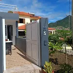Gouveia Family Escape