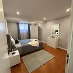 Gouveia Family Escape