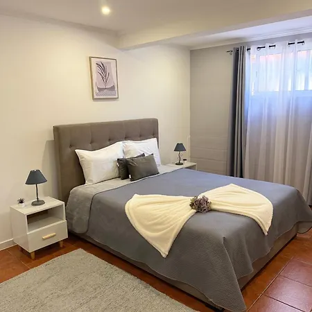 Gouveia Family Escape *