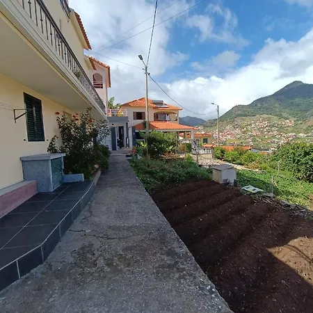 Gouveia Family Escape Apartman *