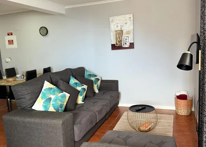 Gouveia Family Escape